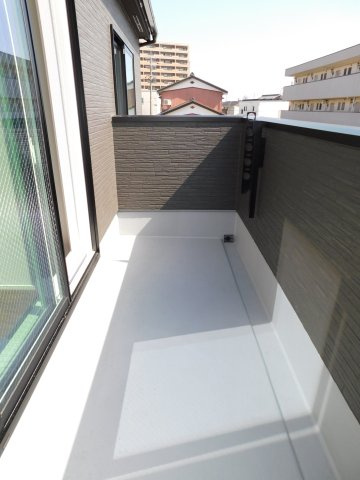 名古屋市港区船頭場１丁目の新築一戸建のバルコニー|◇バルコニー◇　　南面で陽当り良好なワイドバルコニー♪