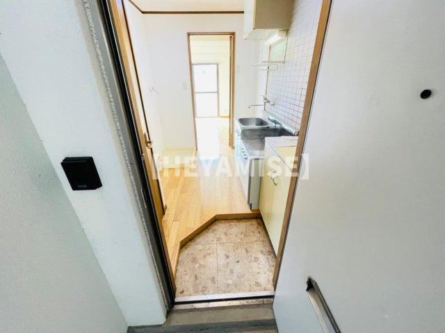 メゾンロジェールの玄関