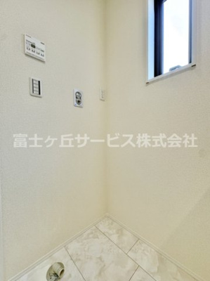 【ランドリースペース】 | 豊橋市多米西町3丁目 25期 新築一戸建て 2号棟 | 洗濯機置き場です