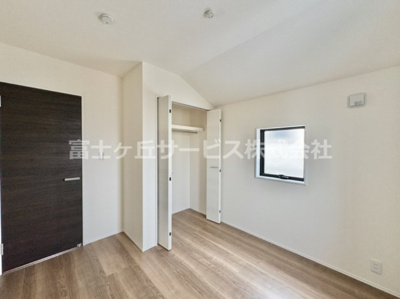 【洋室】 | 豊橋市多米西町3丁目 25期 新築一戸建て 2号棟 | 洋室です