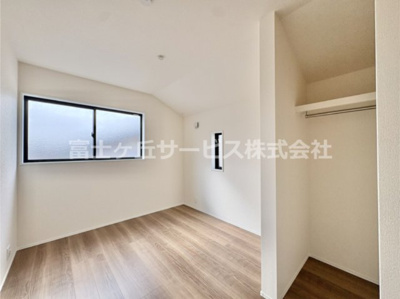 【子供部屋】 | 豊橋市多米西町3丁目 25期 新築一戸建て 2号棟 | お子さんのためのお部屋にいかがでしょうか