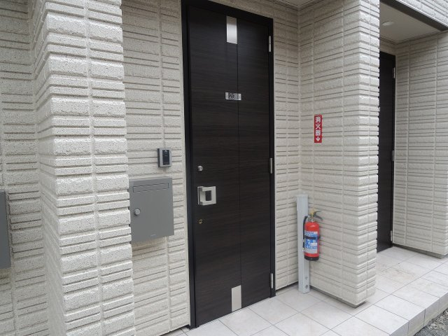 御殿町ハウスのエントランス