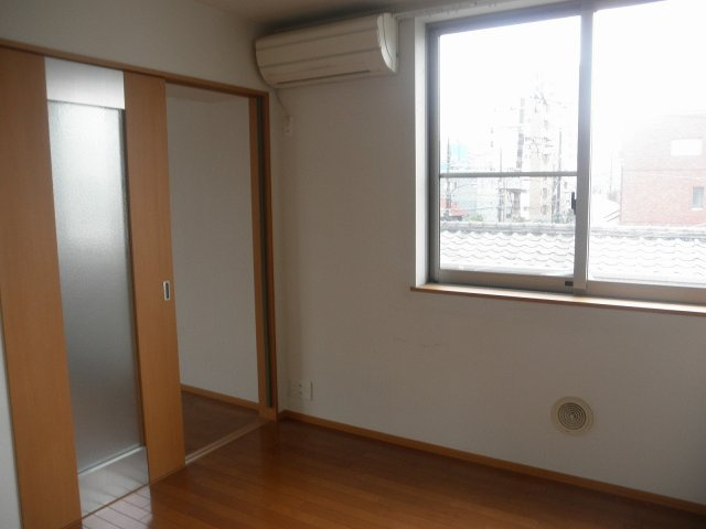 アリス西片メゾンの居間・リビング