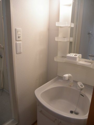 アリス西片メゾンの独立洗面台