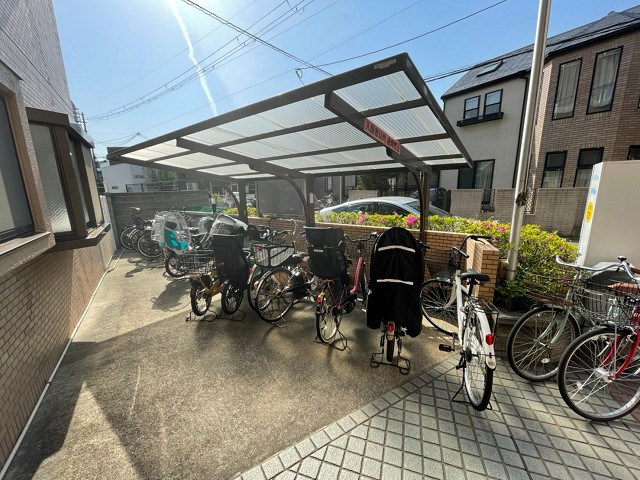 BECアーバン西宮北口の外観