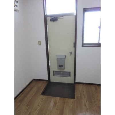 【玄関】 | ウエスト立川 | 玄関