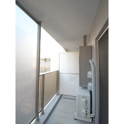 【バルコニー】 | ラクレイス横濱関内