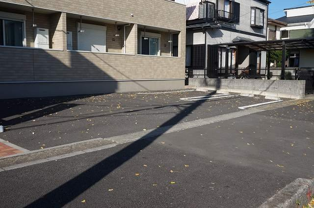 プルメリアの駐車場