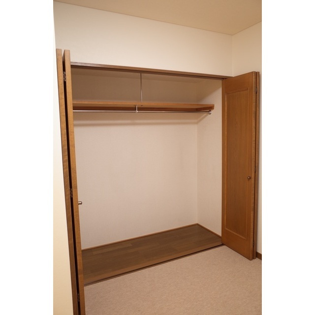 錦パークビルの玄関