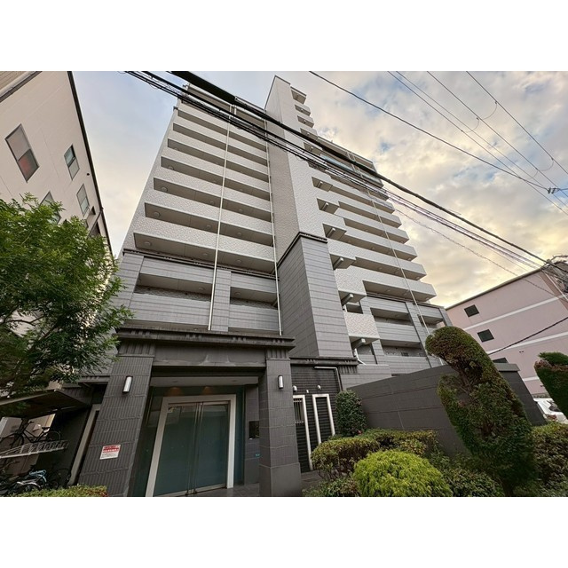 ルクレ京橋の外観