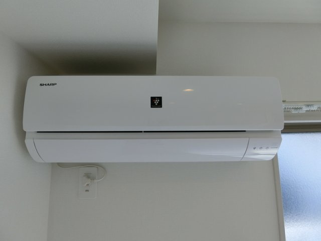 リブリ・ノトスの設備