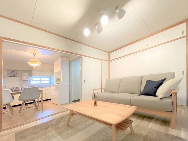 ビレッジハウス草部6号棟の居間・リビング|モデルルームの写真です