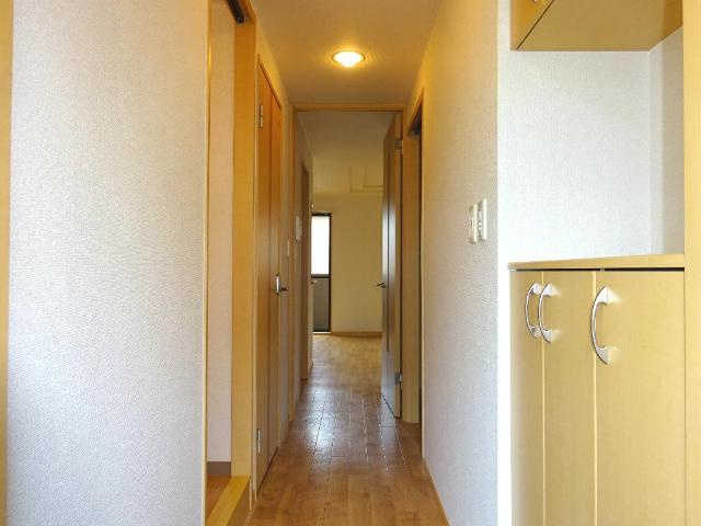 グランド・ソレイユの内装|廊下