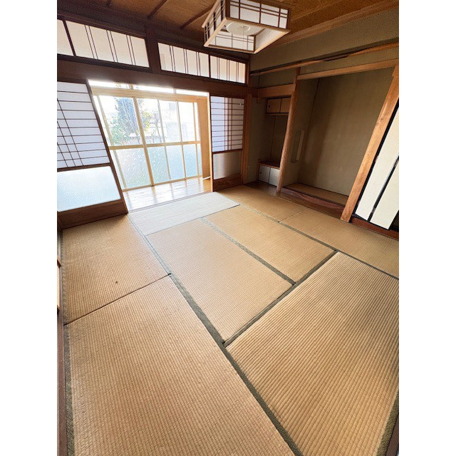 安八郡神戸町大字更屋敷の一戸建ての居間・リビング