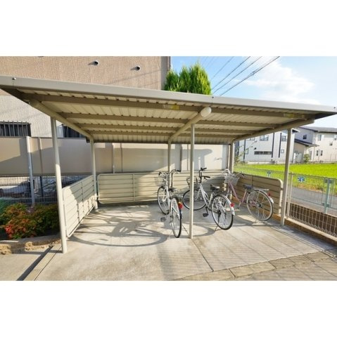 ファミーユ大菅Ⅱのその他|駐輪場