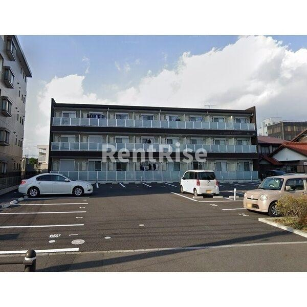 江南市古知野町小金のアパート