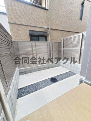 【庭】 | アクアプレイス京都千本丸太町 | お庭の付いた物件です