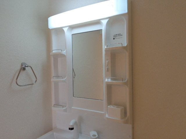 ソレイユ四ツ葉のその他|ミラーキャビネット