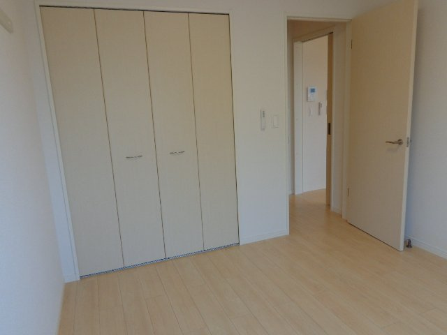 ソレイユ四ツ葉の内装|洋室