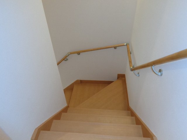 ソレイユ四ツ葉のその他|階段