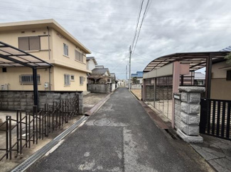 【前面道路含む現地写真】