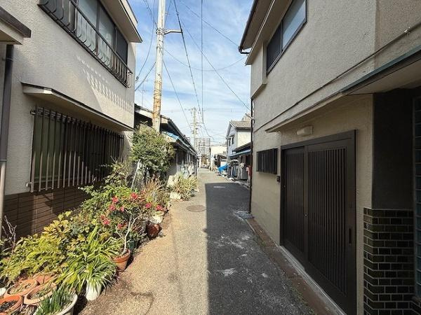 【前面道路含む現地写真】 | 大阪市城東区諏訪2丁目　中古テラスハウス