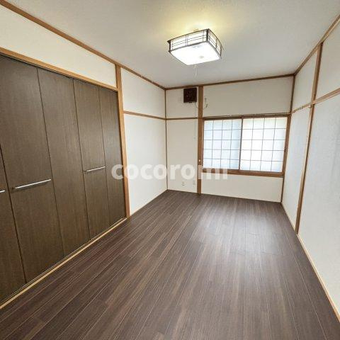 車庫3台付　戸建の洋室