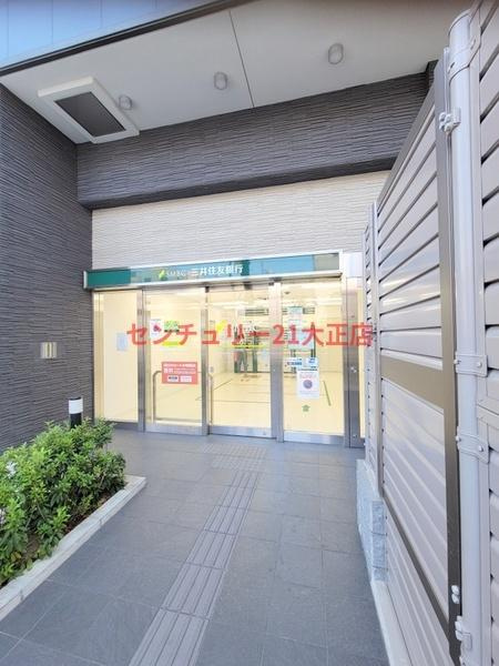 エスリード大阪リエートのエントランス