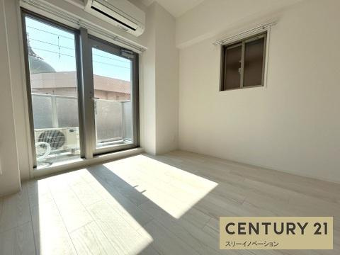 エスリード大阪リブレの洋室|★きれいな洋室★