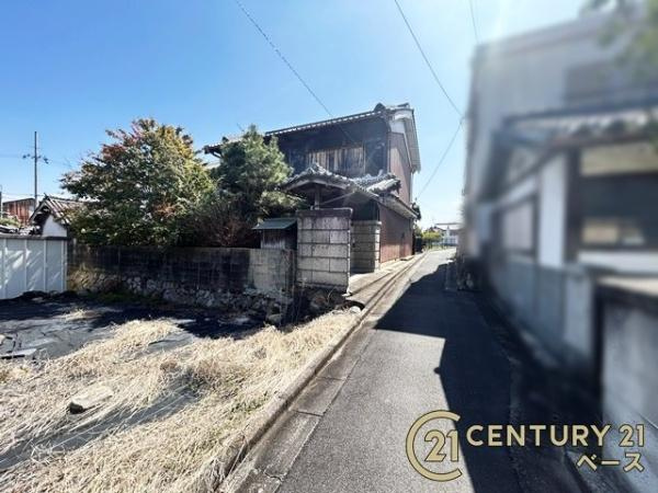 生駒郡斑鳩町神南３丁目の売地の前面道路含む現地写真|■現地撮影写真■落ち着いた雰囲気の住宅地内です！