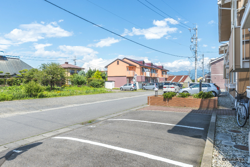 ハイツ・サンブライトの駐車場|駐車場