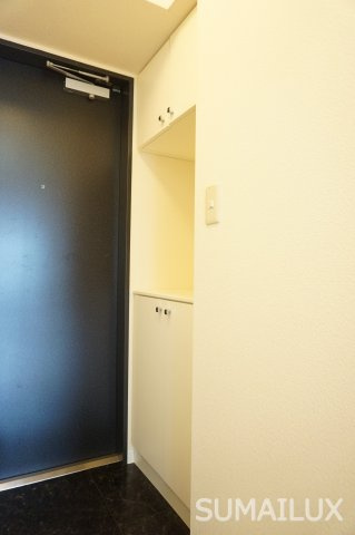  Flat熊本  の玄関