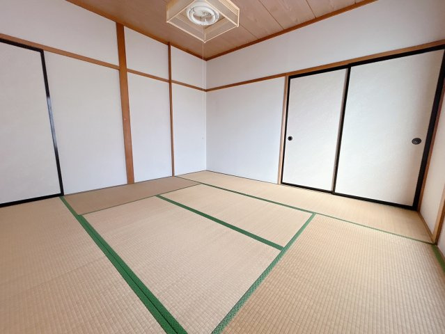 グランデールサトウの和室