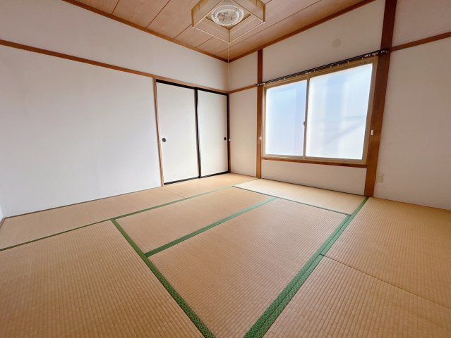 グランデールサトウの和室