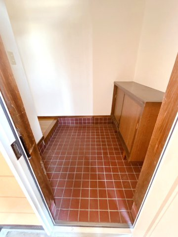 グランデールサトウの玄関