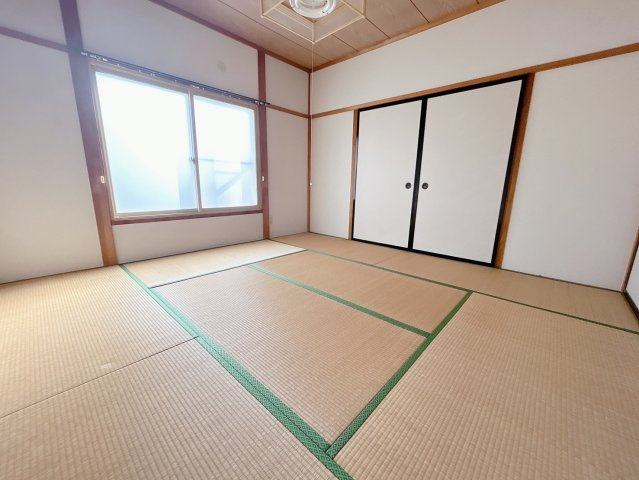 グランデールサトウの和室