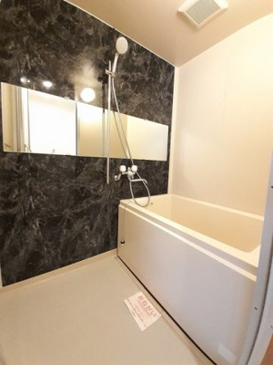 【浴室】 | フルール古都Ｂ | きれいなお風呂です