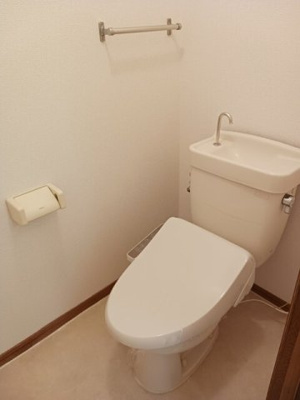 【トイレ】 | シティハイツ新地 | シンプルで使いやすいトイレです