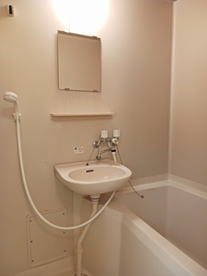 【浴室】 | シティハイツ新地 | きれいなお風呂です