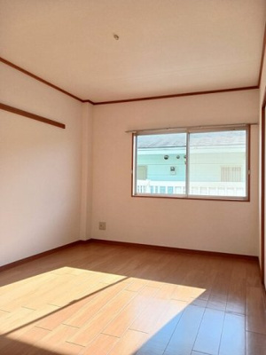 【内装】 | シティハイツ新地 | 内装は落ち着いています