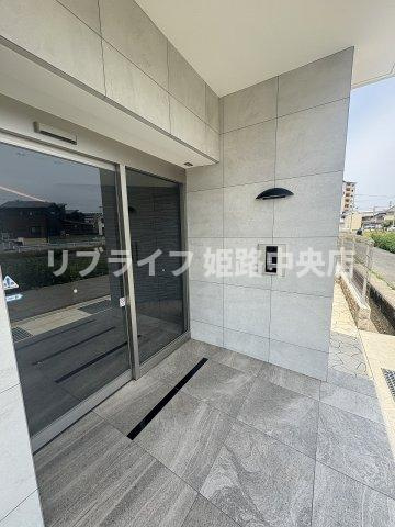 ＬＥＭＩＺＥ手柄のエントランス