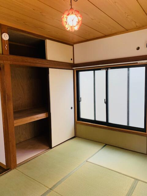 粟野貸家の内装