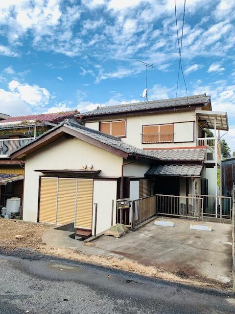 粟野貸家