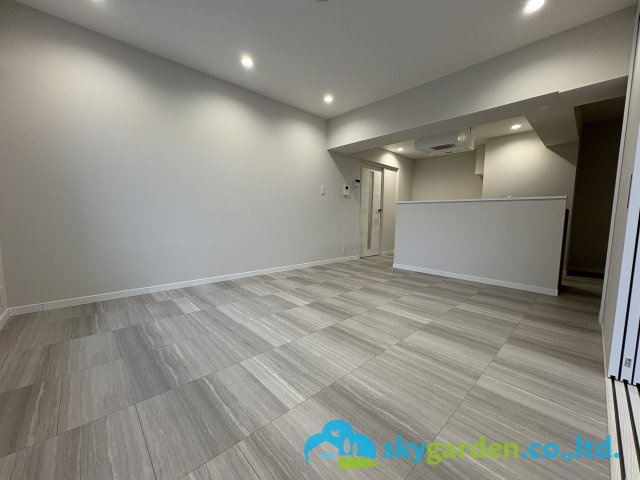 藤沢東急ドエルオークスの居間・リビング|約14帖のLDK