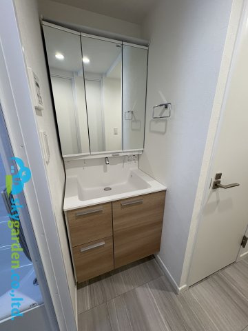 藤沢東急ドエルオークスの独立洗面台|朝の身支度には欠かせない独立洗面化粧台