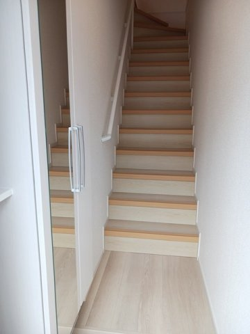 【玄関】 | エテルノ　Ｄ | 落ち着いた玄関です