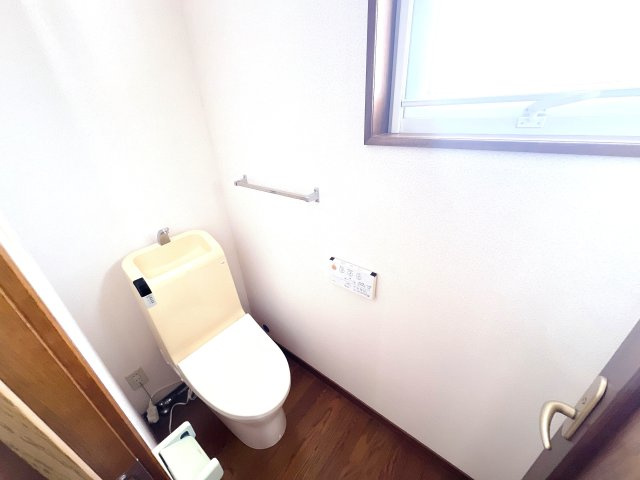 花巻市中根子字明堂　土地建物のトイレ|２階にもトイレがございます