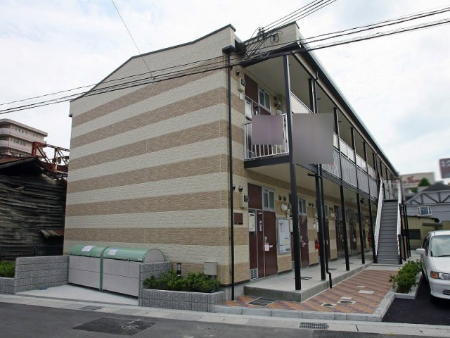 レオパレス神屋町の外観