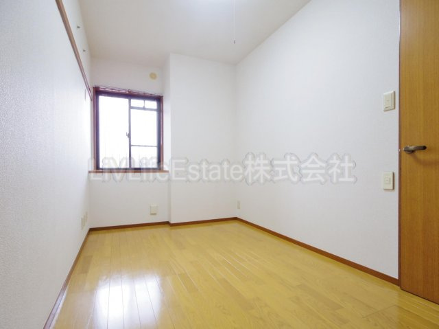 シャルール田無(シャルールタナシ)の洋室