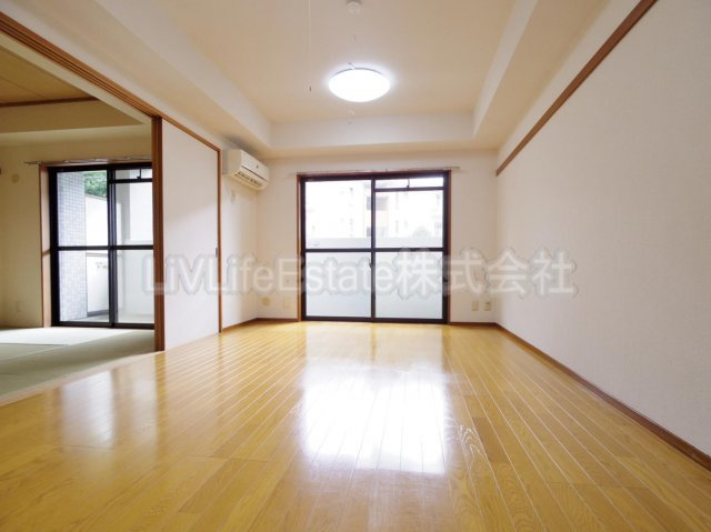 シャルール田無(シャルールタナシ)の居間・リビング